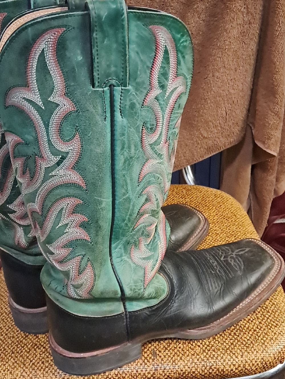 Justin Cowboy Boots - Picture 5 of 11